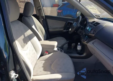 2012 Toyota Rav4 z USA, uszkodzony, nr VIN 2T3BF4DV6CW226547